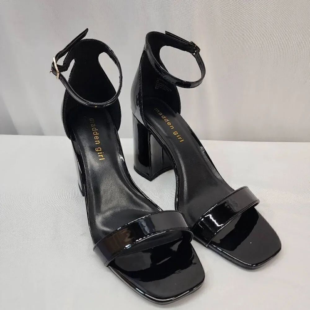 Madden Girl STAR Block Heel Platform Sandal Ankle Strap Square Toe Black Size 8